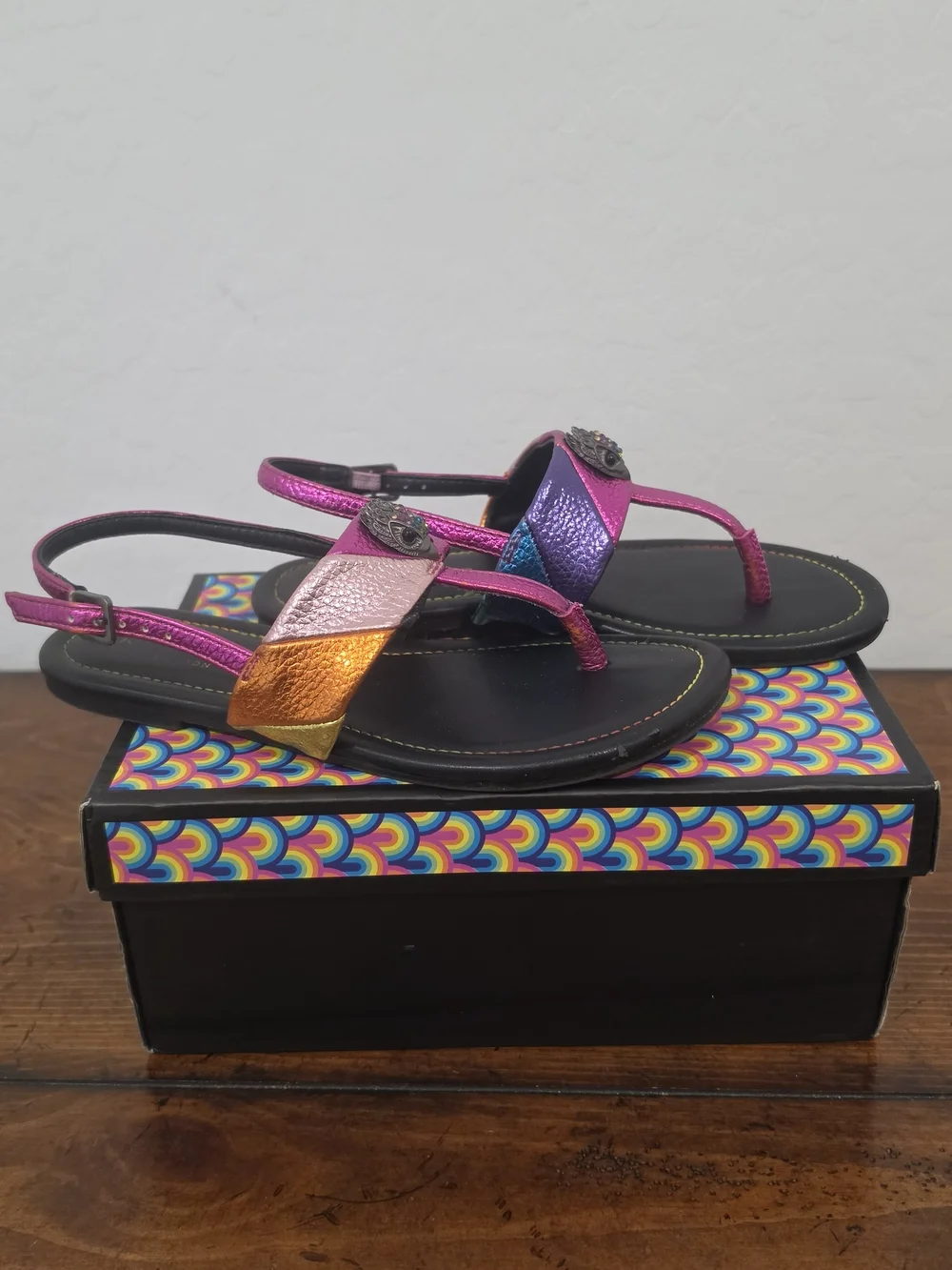 Kurt Geiger Girls Metallic Pink Purple T-Strap Sandals Size 1M NWOB